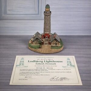 Danbury Mint Lodbjerg Lighthouse Denmark 1994 Figurine